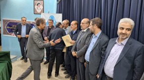 این همه ظلم به بازنشستگان و کارگران بی رحمی است/ نمایندگان باید زبان مردم باشند نه دولت
