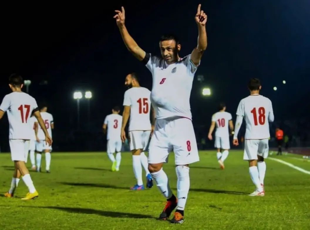 راز شادی گل امید ابراهیمی چه بود؟ +عکس راز شادی گل امید ابراهیمی چه بود؟ +عکس