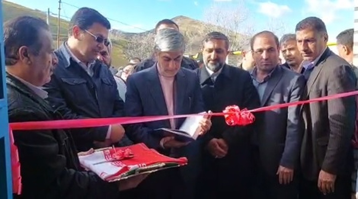 افتتاح سالن ورزشی شهرستان گرمی با حضور وزیر ورزش و جوانان