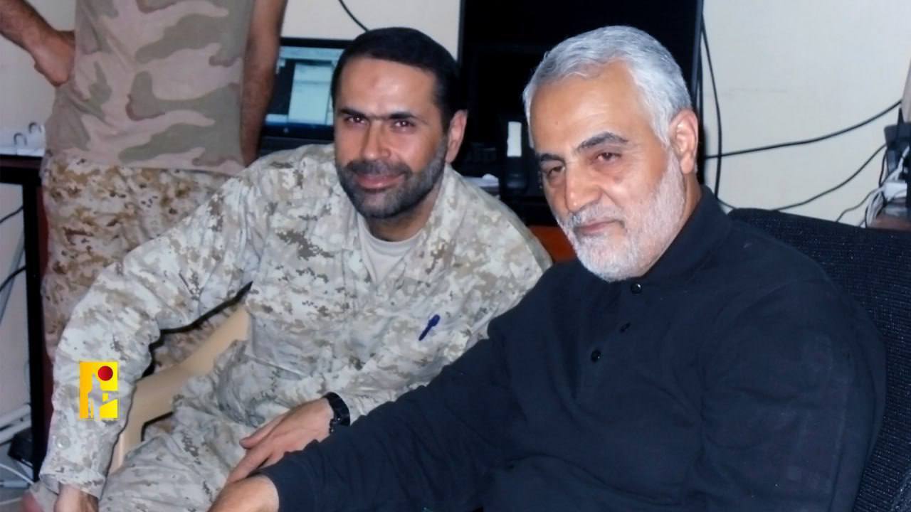 تصاویری از شهید وسام حسن طویل (حاج جواد) در کنار شهید حاج قاسم سلیمانی تصاویری از شهید وسام حسن طویل (حاج جواد) در کنار شهید حاج قاسم سلیمانی