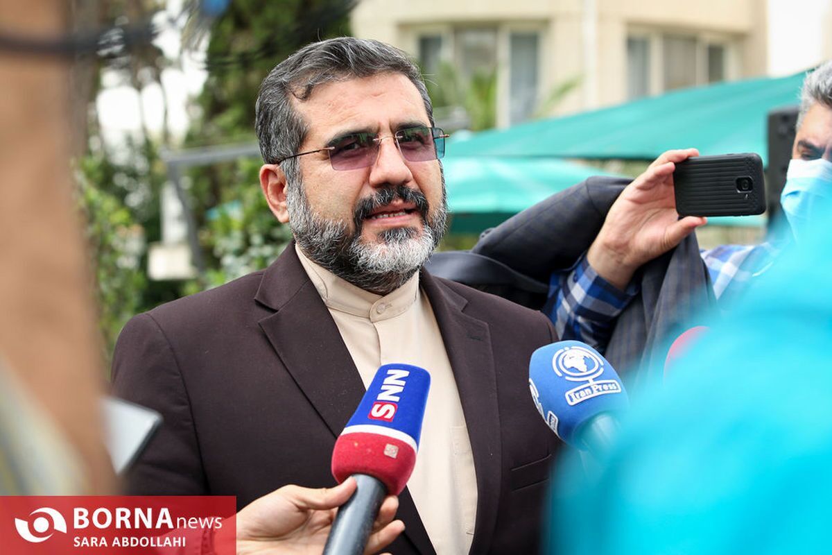 وزیر ارشاد: حضور معین در ایران مشکلی ندارد