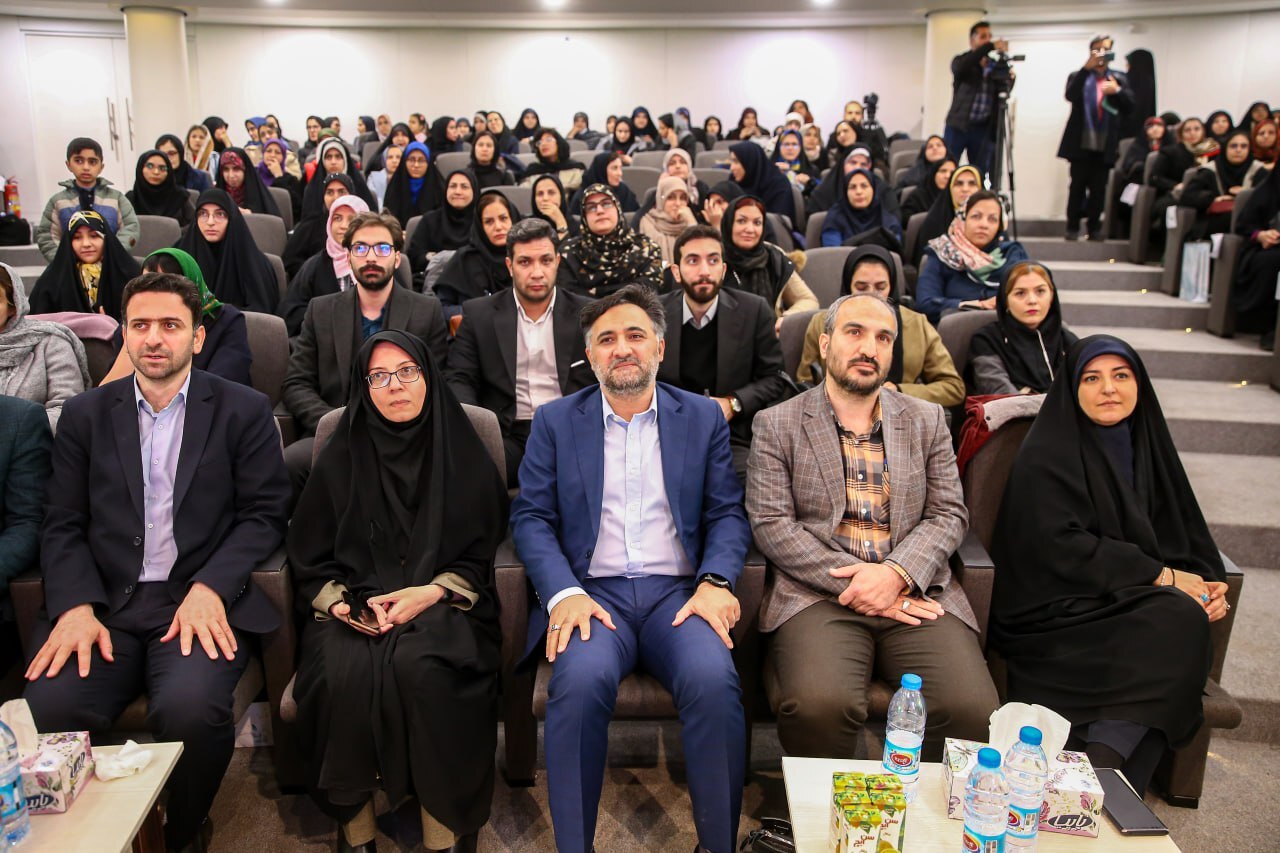 تجربه‌های زیسته زنان فناور و کارآفرین در رویداد «مادرانه فناورانه»