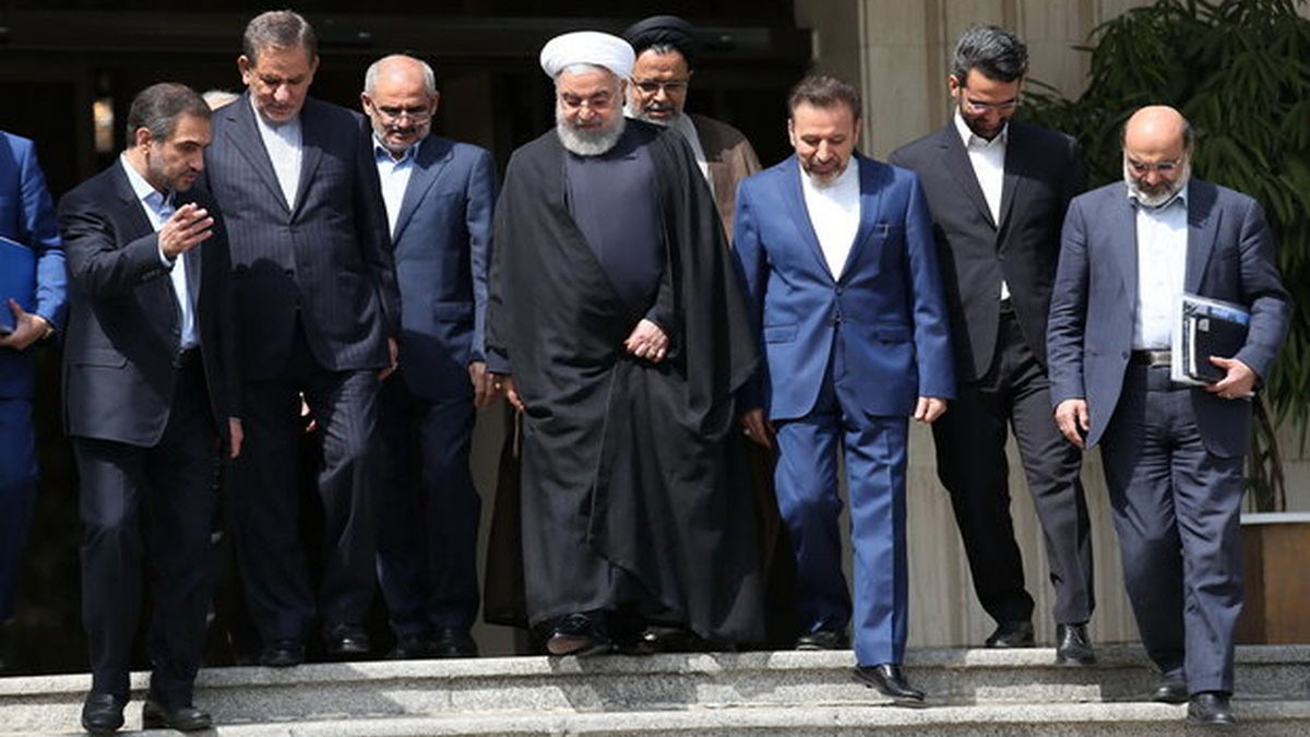 شکاف اجتماعی میراث معیوب دولت روحانی/ عامل کاهش مشارکت به‌جای پاسخگویی طلبکار شد!
