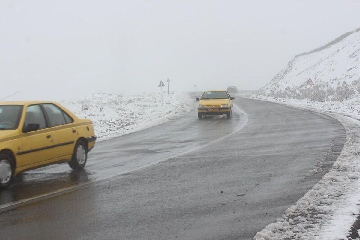 بارش برف و باران در محورهای مواصلاتی ۹ استان