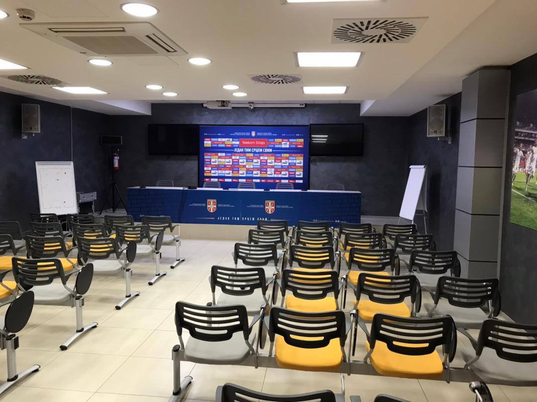 بازدید وزیر ورزش و جوانان ایران از «خانه فوتبال» صربستان/ پیشنهاد حضور تیم ملی ایران در بلگراد بازدید وزیر ورزش و جوانان ایران از «خانه فوتبال» صربستان/ پیشنهاد حضور تیم ملی ایران در بلگراد