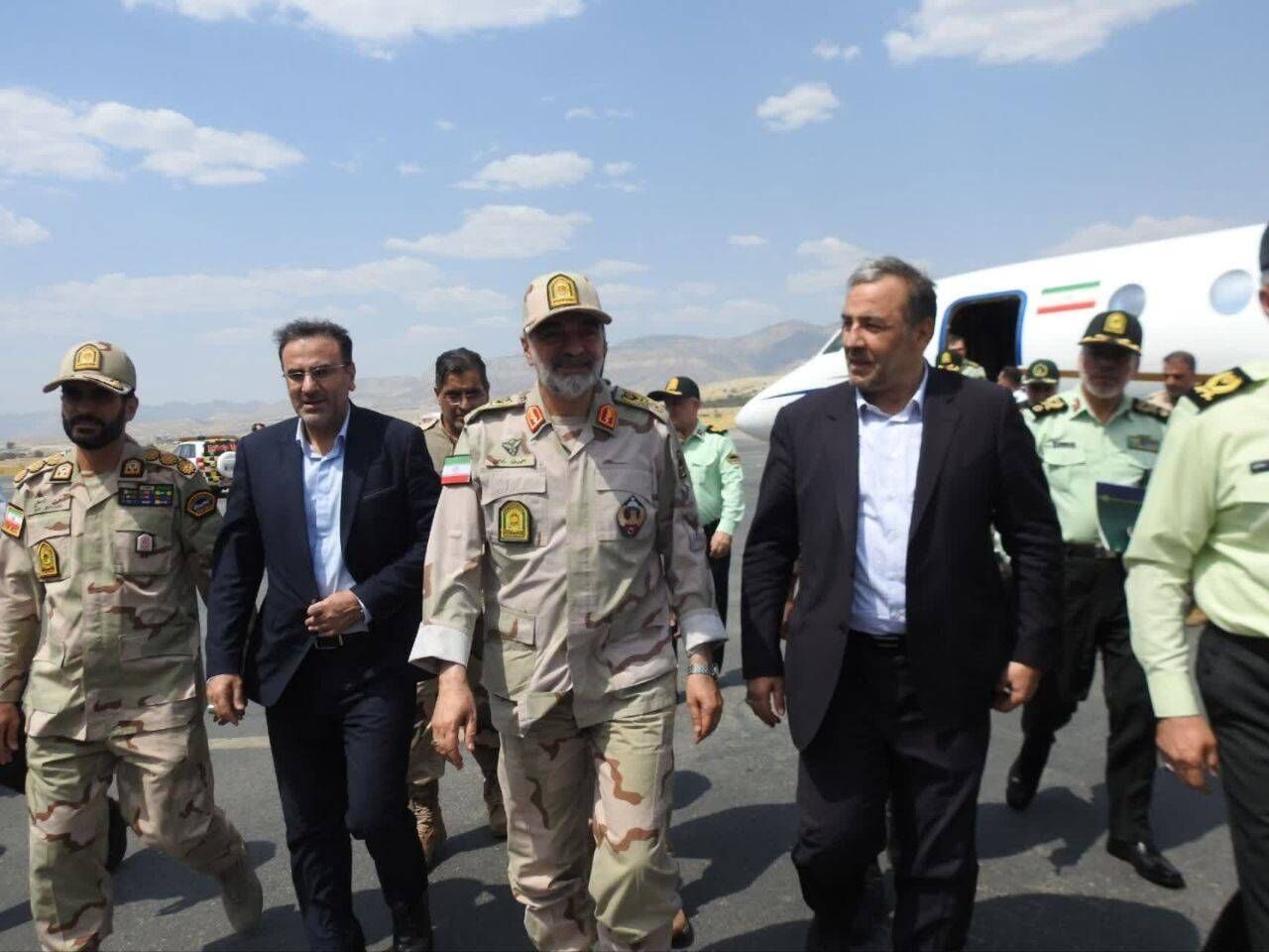 عملکرد یکساله سردار رادان در فراجا؛ از اجرای طرحهای تحولی تا برخورد با سارقان و اراذل عملکرد یکساله سردار رادان در فراجا؛ از اجرای طرحهای تحولی تا برخورد با سارقان و اراذل