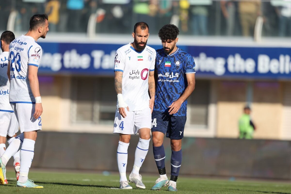 مچ‌اندازی بی‌برنده در سیرجان/ تساوی استقلال به نفع رقبا