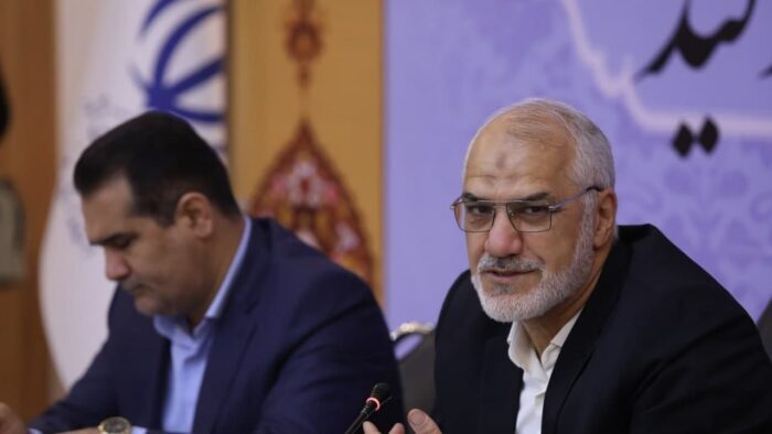 استاندار خوزستان خبر داد: تخصیص ۱۵ هزار میلیارد تومان از اعتبارات سفر دوم دولت به دستگاه ها / بورس کالا در خوزستان راه اندازی می شود / ۱۴۰۴ سال خاموشی تمام فلرهای نفتی در استان است