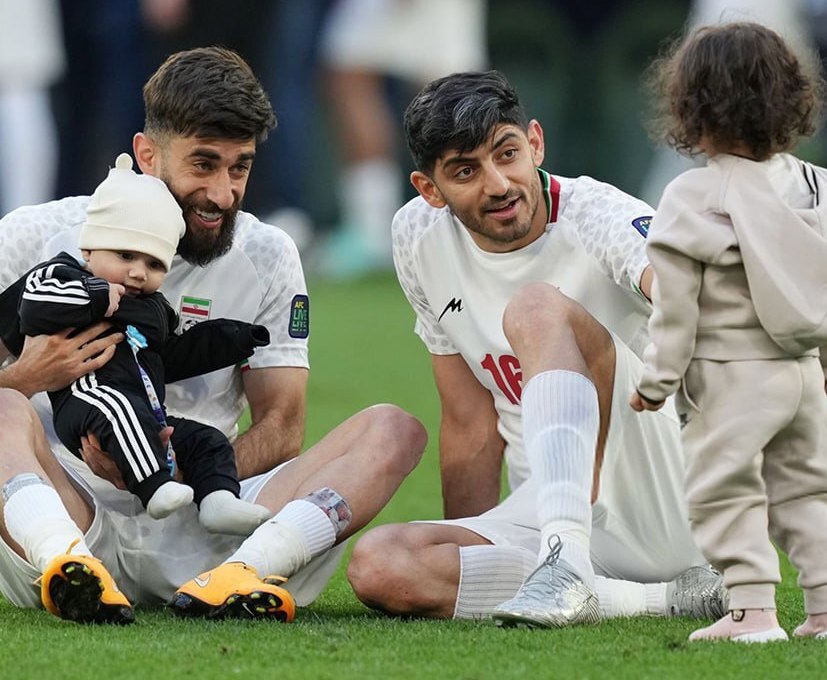 خوشحالی خاص و متفاوت دو ملی پوش ایران پس از پیروزی مقابل ژاپن + عکس