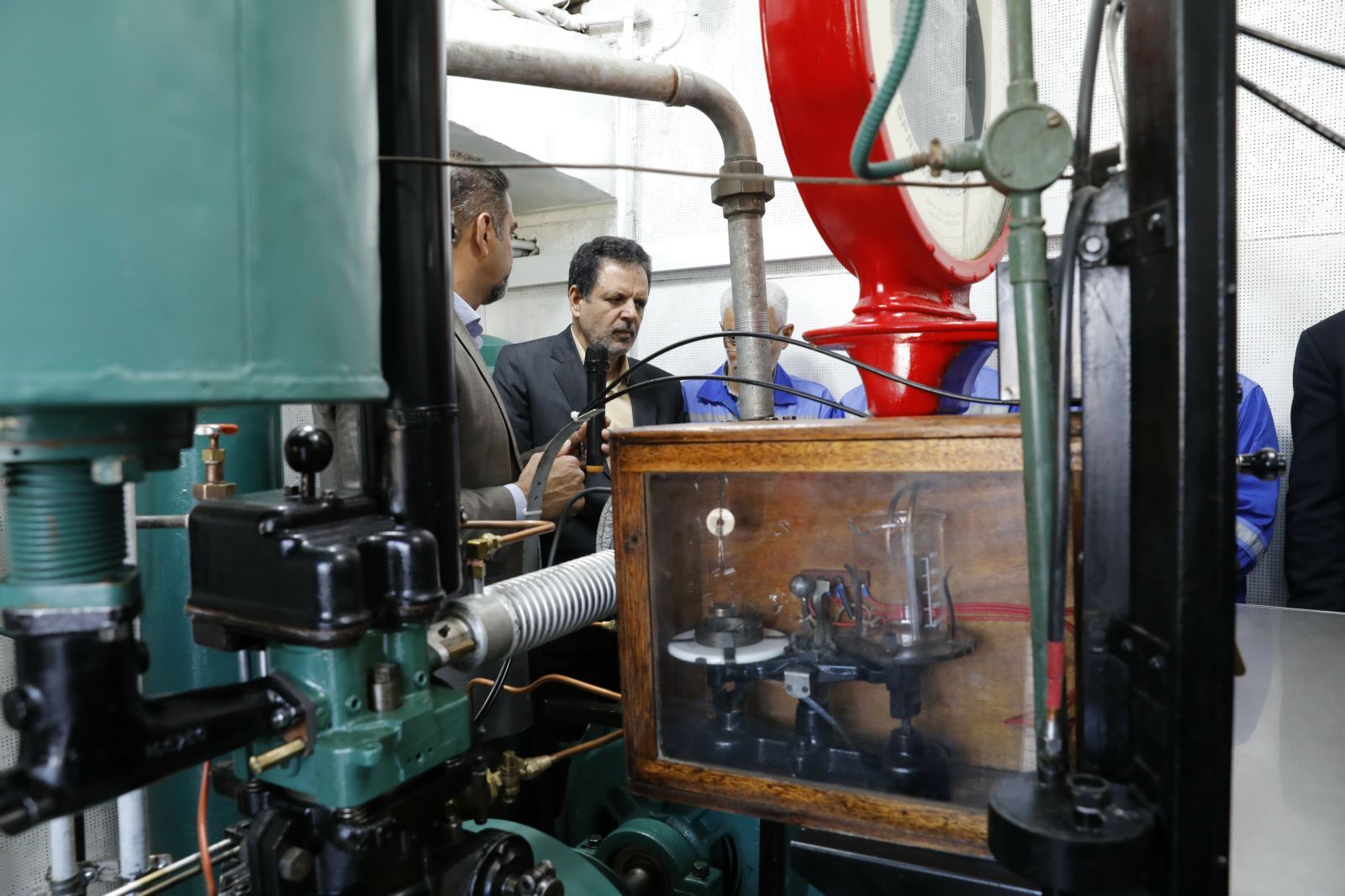 درباره 8 پروژه مهم بهره برداری یا کلنگ زنی شده پالایشگاه آبادان بیشتر بدانیم