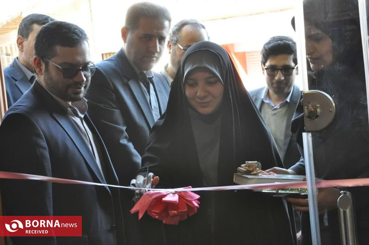 کتابخانه عمومی زنده یاد هوشنگ ابتهاج در رشت گشایش یافت