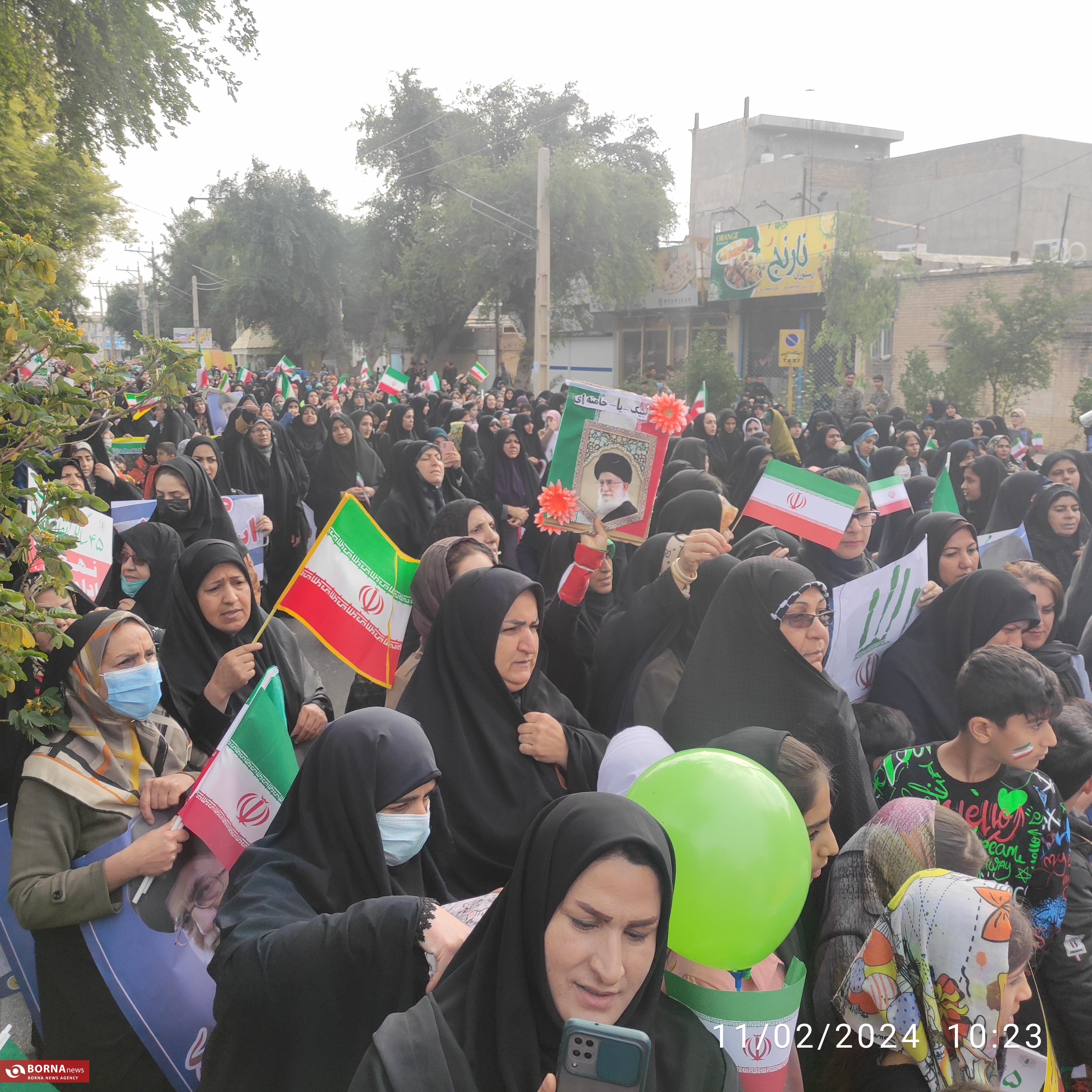 حضور پرشور مردم اندیمشک در راهپیمایی یوم الله 22 بهمن