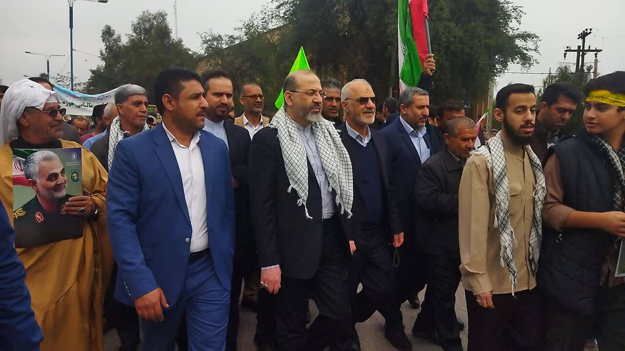 استاندار: مردم خوزستان همواره حامی انقلاب اسلامی بوده اند 