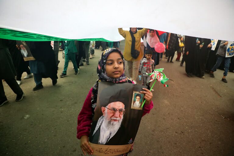 استاندار: مردم خوزستان همواره حامی انقلاب اسلامی بوده اند 