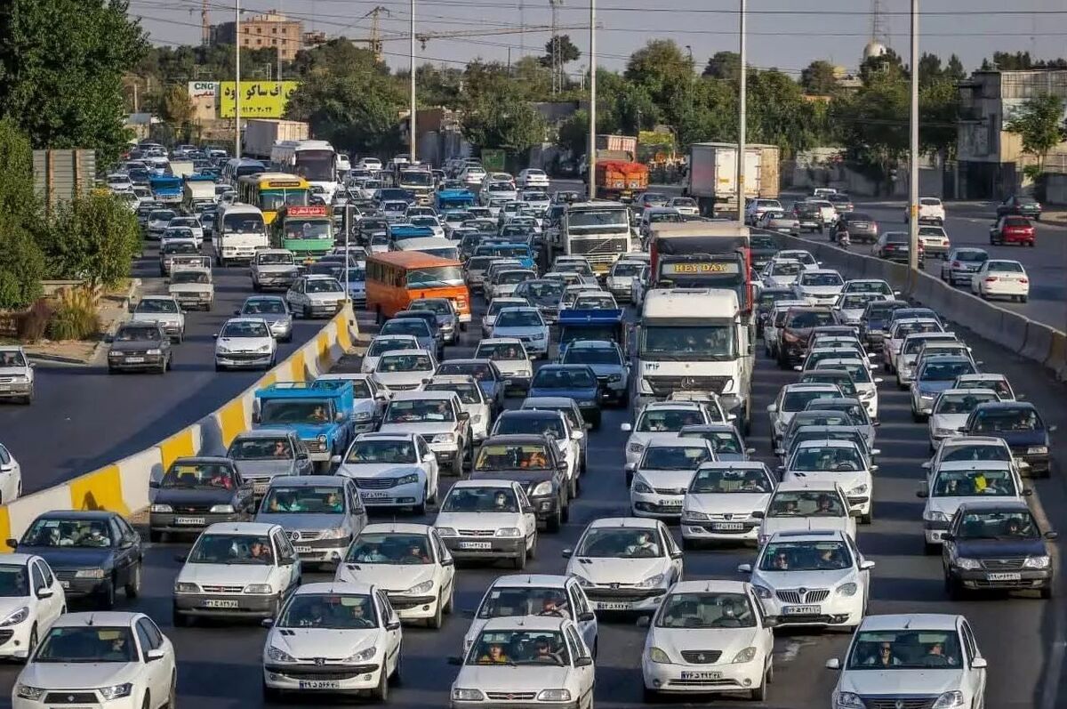 ترافیک نیمه‌سنگین در برخی محور‌های مواصلاتی ورودی تهران