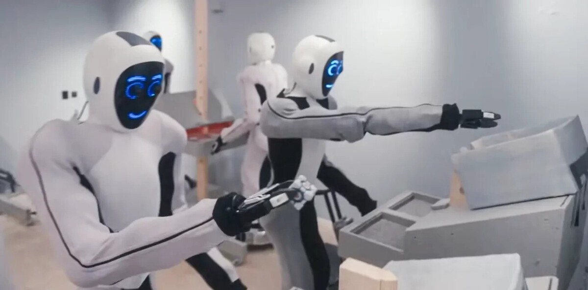 ساخت ربات انسان‌نما