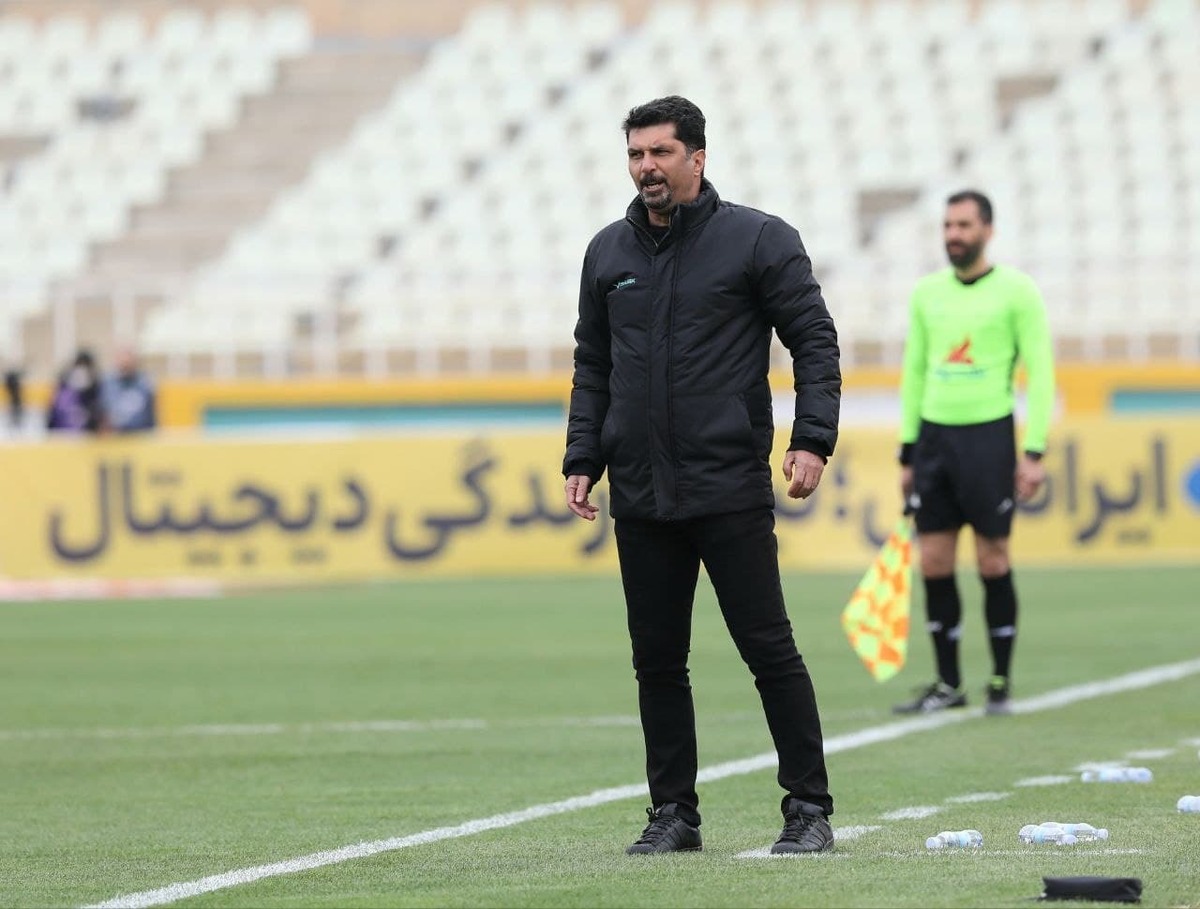 حسینی: موتور محرک بهترین تیم ایران را از کار انداختیم 