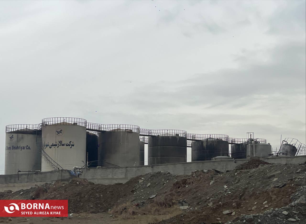 یک روز پس از مهار و آتش سوزی جاده معادن+ عکس