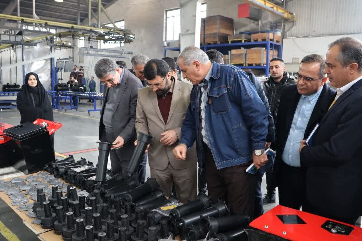 بازدید معاون هماهنگی امور اقتصادی استاندار آذربایجان‌غربی از دو شرکت تولیدی و صنعتی در ارومیه