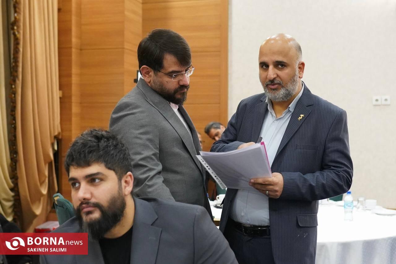 آغاز آیین رونمایی از پوستر و قرعه‌کشی جدول اکران «فیلم فجر»/ «دروغ‌های زیبا» آغازگر جشنواره