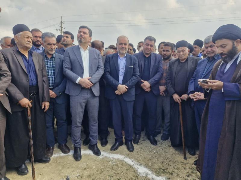 کلنگ احداث بیمارستان ۶۴ تختخوابی شهرستان اندیکا به زمین زده شد کلنگ احداث بیمارستان ۶۴ تختخوابی شهرستان اندیکا به زمین زده شد