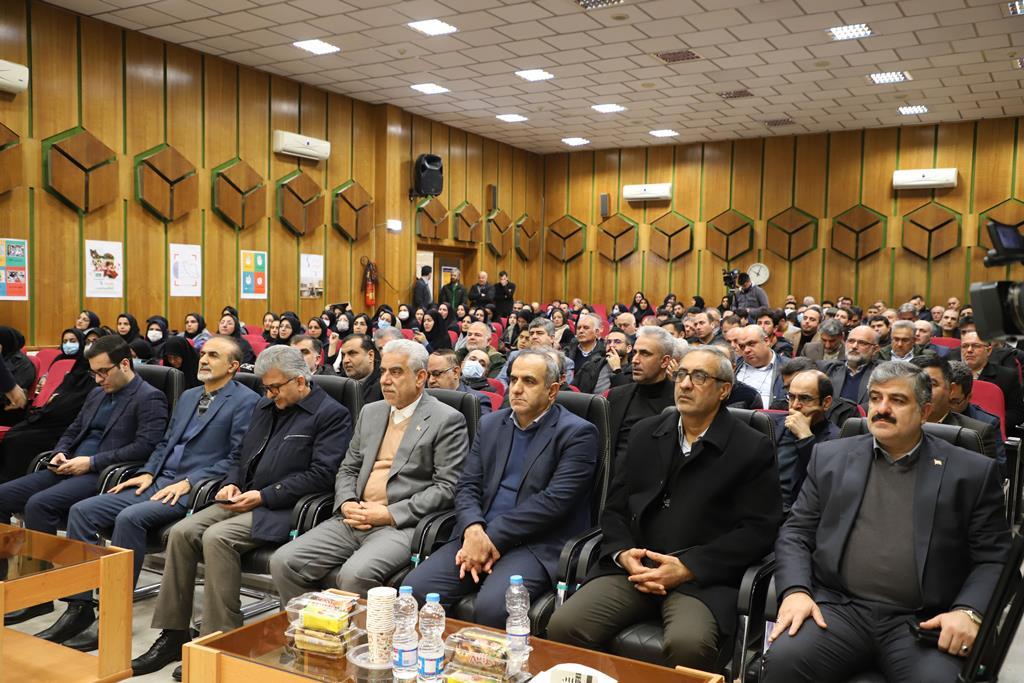 استاندار گیلان : انتخابات بهترین شیوه حکمرانی مردم بر مردم است