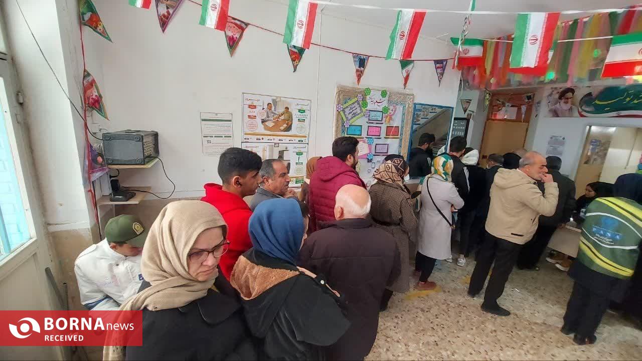 حضور پرشور مردم شهرستان های رباط کریم و بهارستان در انتخابات 1402 حضور پرشور مردم شهرستان های رباط کریم و بهارستان در انتخابات 1402