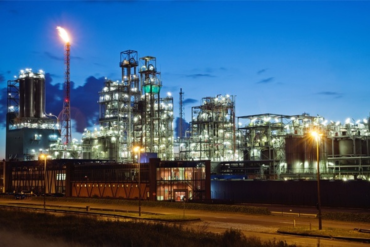 دهقانی: تجارت انرژی ایران را برای رشد اقتصادی پایدار باز طراحی کنیم