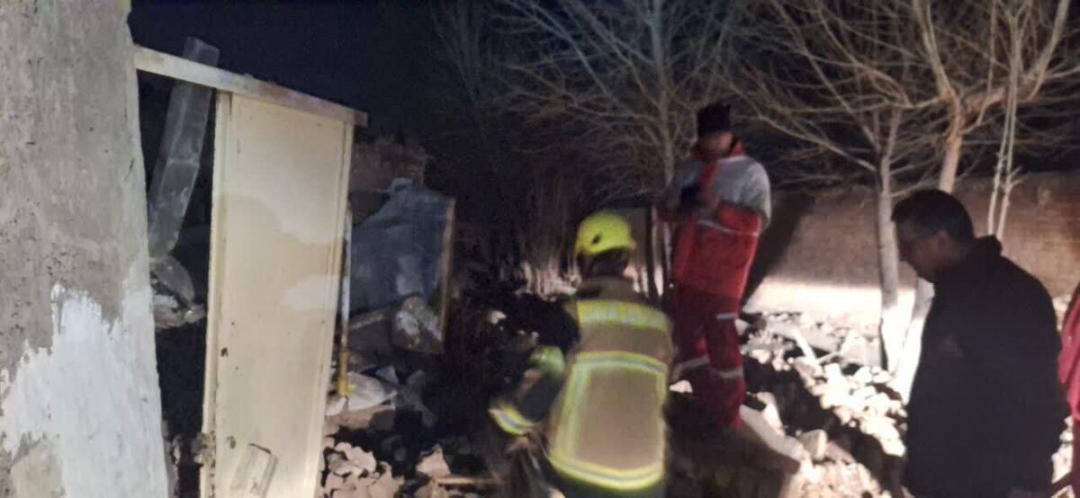 انفجار مواد محترقه در منزل مسکونی در نظام آباد قزوین سه مصدوم برجای گذاشت