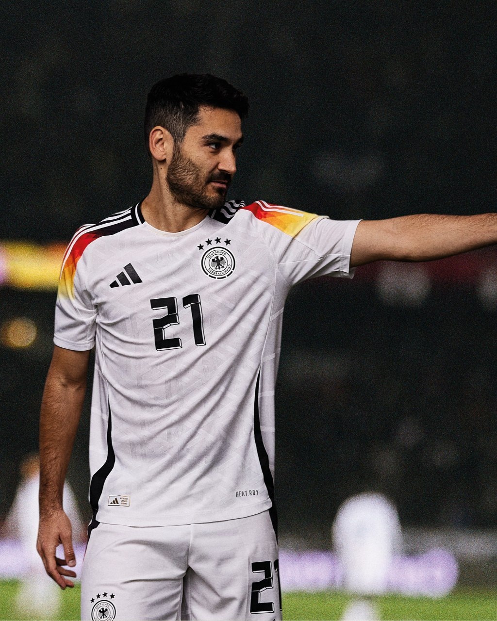 رونمایی از لباس آلمان و ایتالیا برای یورو ۲۰۲۴