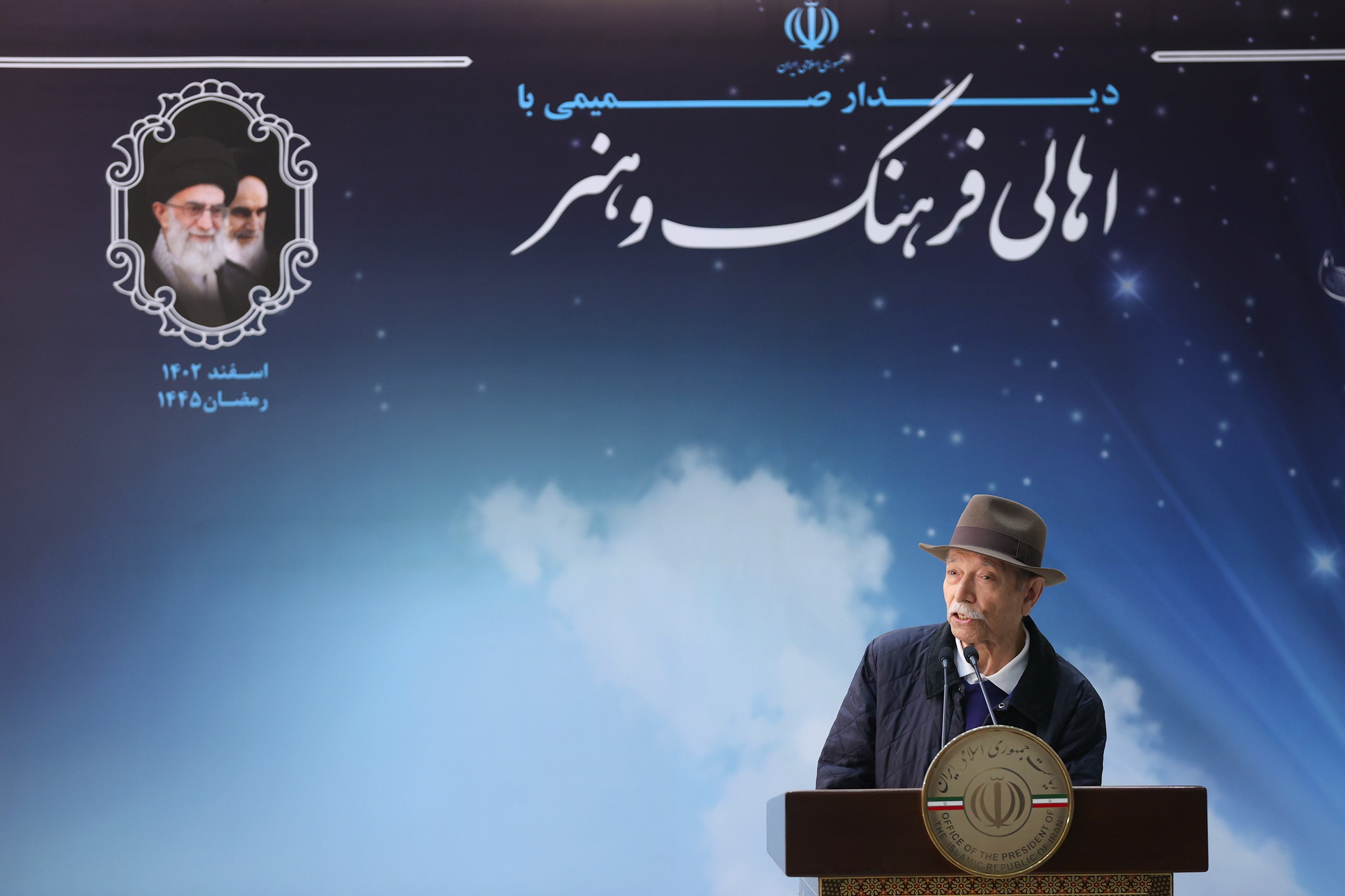 در دیدار رئیس جمهور با هنرمندان چه گذشت؟