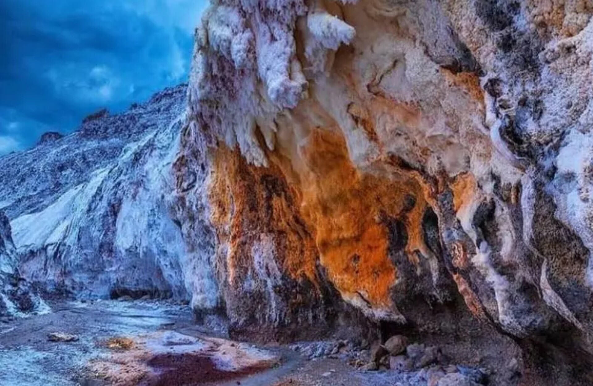 غار خرسین جاذبه‌ای دیدنی در شهرستان بندرعباس