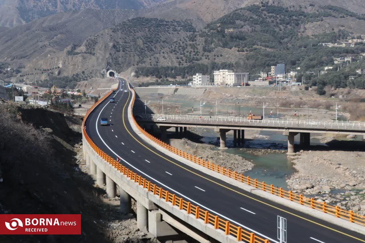 اصلاح تابلوی راهنمای ورودی شهر رودبار از سمت آزادراه منجیل به رودبار