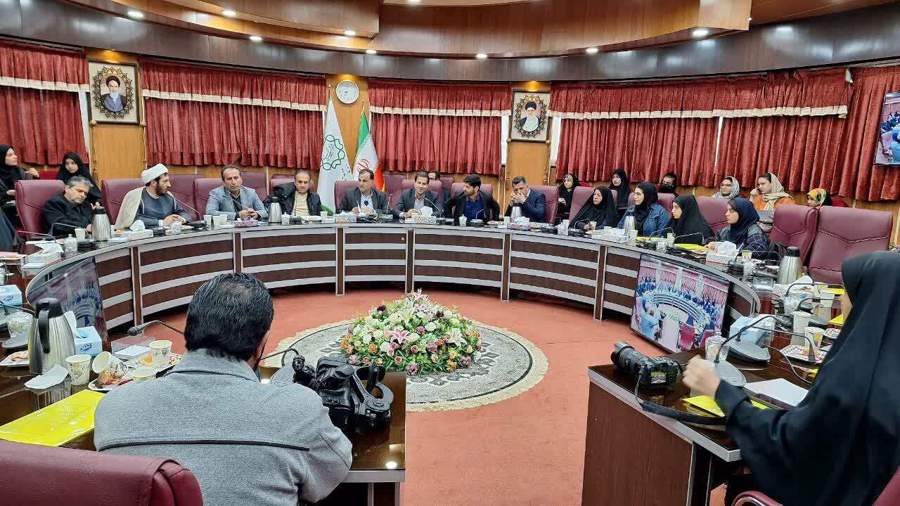 دانش آموزان محمدیه از طرح های عمرانی شهرداری بازدید کردند