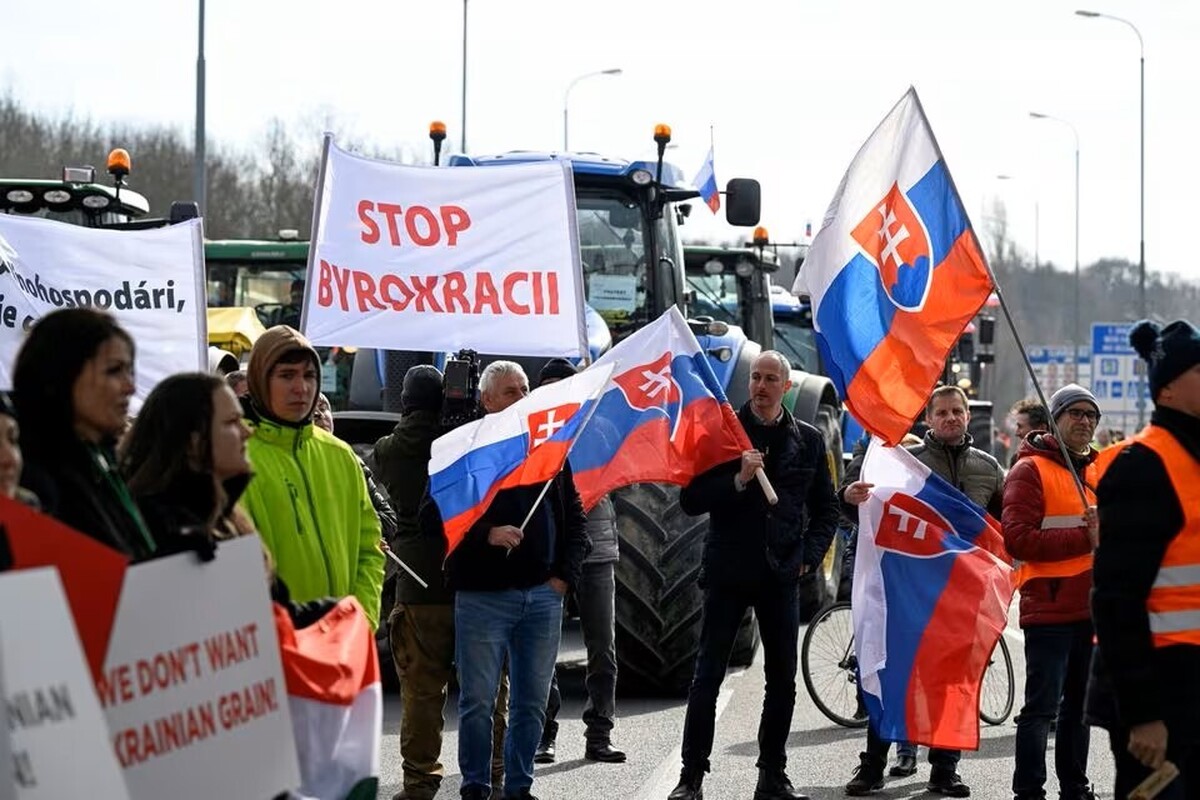 کشاورزان چک و اسلواکی به اعتراضات سراسری در اروپا پیوستند
