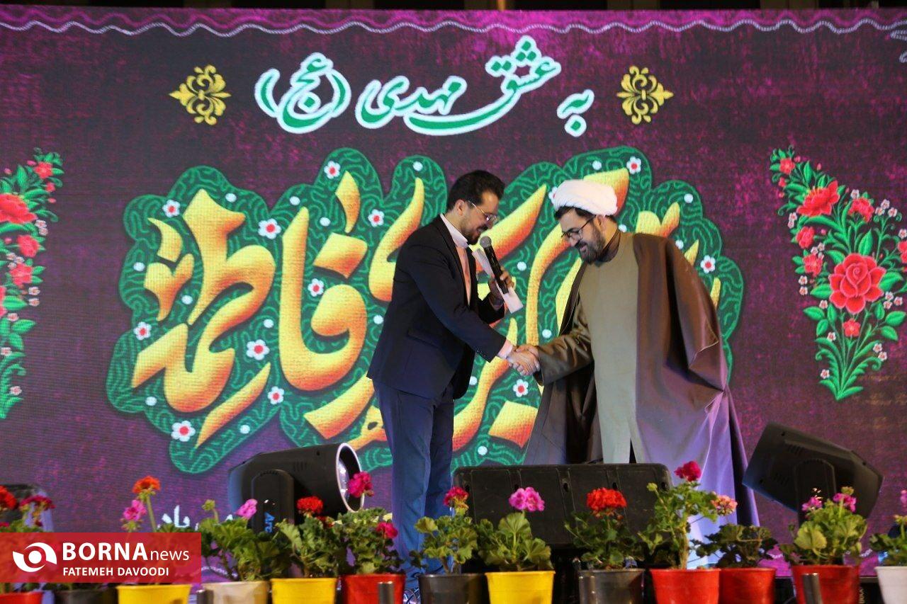 جشن بزرگ نیمه شعبان در میدان حضرت عبدالعظیم(ع) جشن بزرگ نیمه شعبان در میدان حضرت عبدالعظیم(ع)