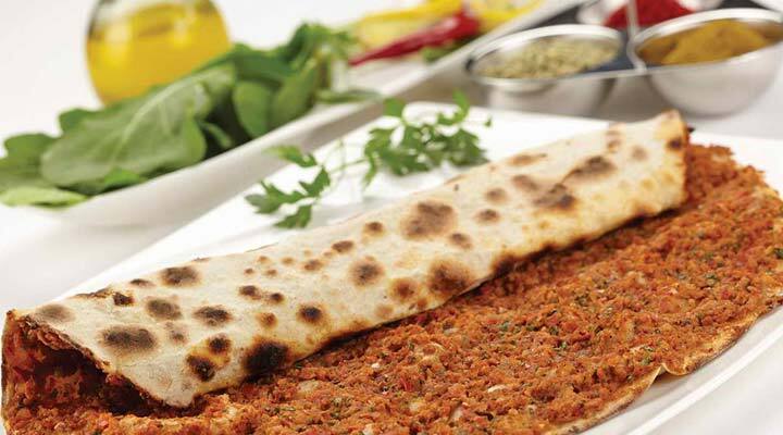 راهنمای کامل سفر به استانبول + هزینه (آپدیت اسفند 1402)