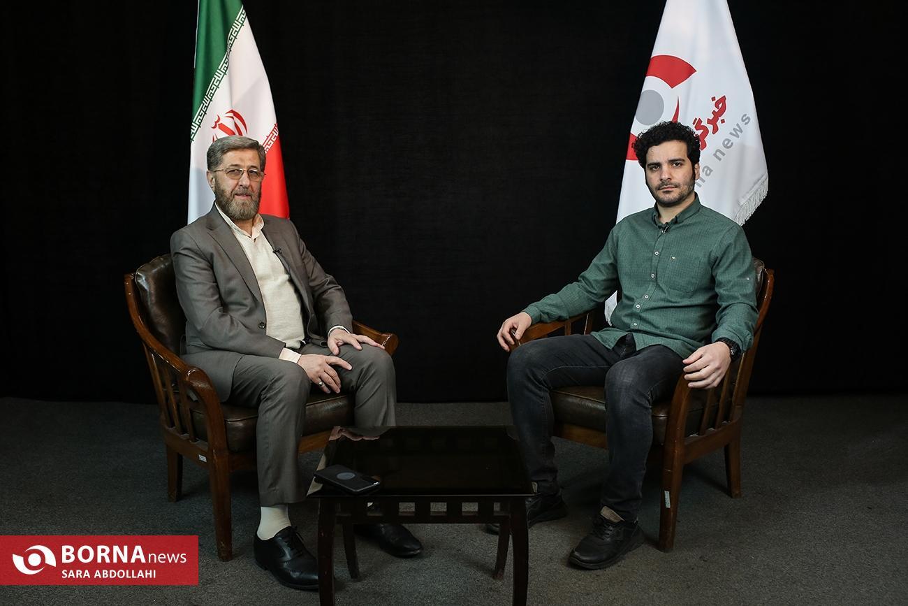 شاه آبادی: موانع قانونی برای بازگشت هنرمندان رفع شود