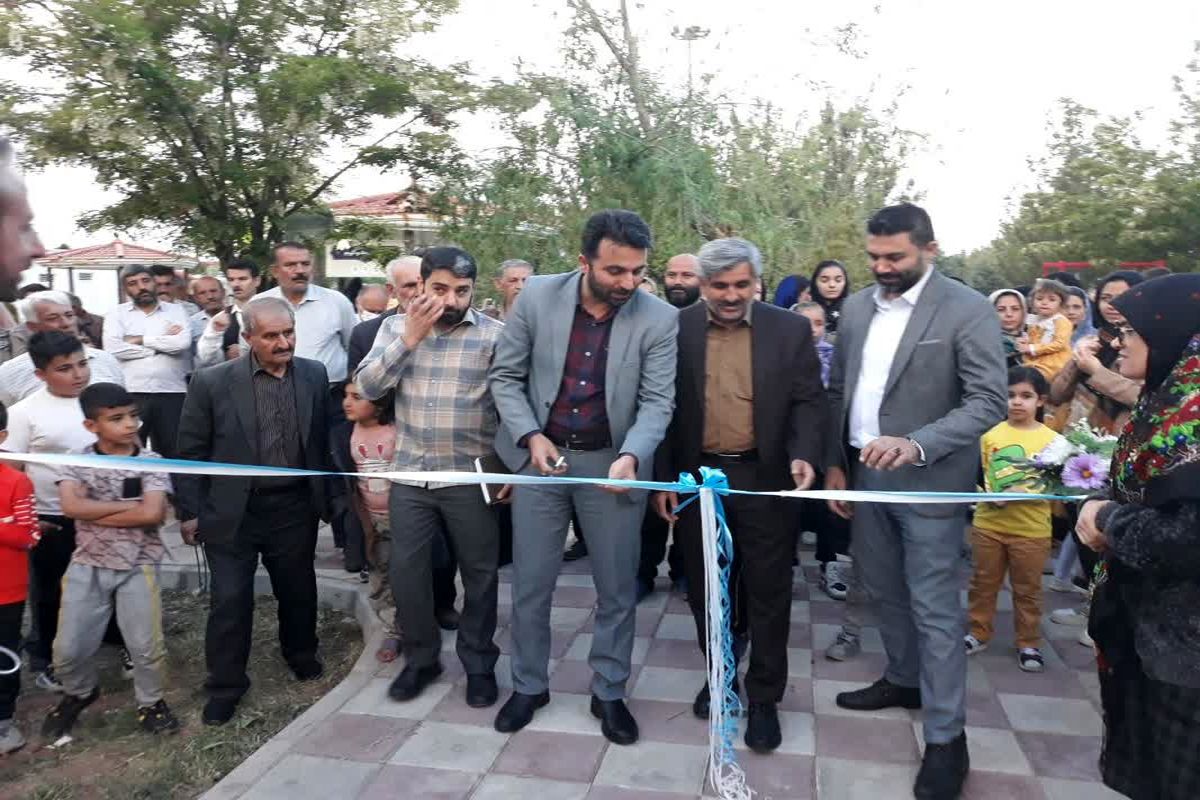 نمایشگاه صنایع دستی در محمودآباد نمونه افتتاح شد