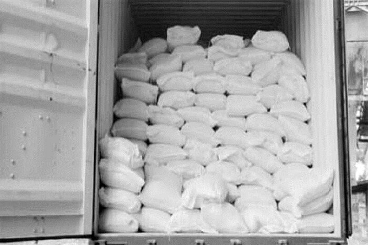 فروش آرد خارج از شبکه در البرز قاچاق محسوب می شود