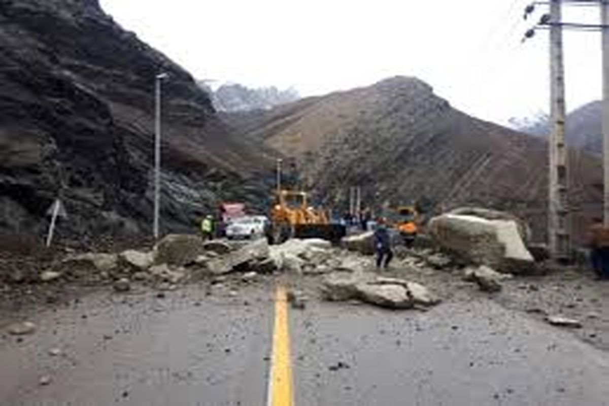 هشدار مدیریت بحران نسبت به ریزش سنگ در ارتفاعات البرز
