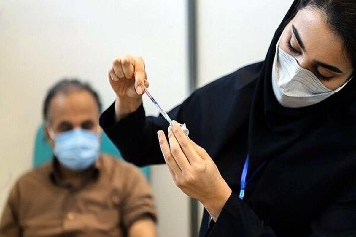 تزریق دز نخست واکسن هپاتیت B به کارگران شهرداری تهران