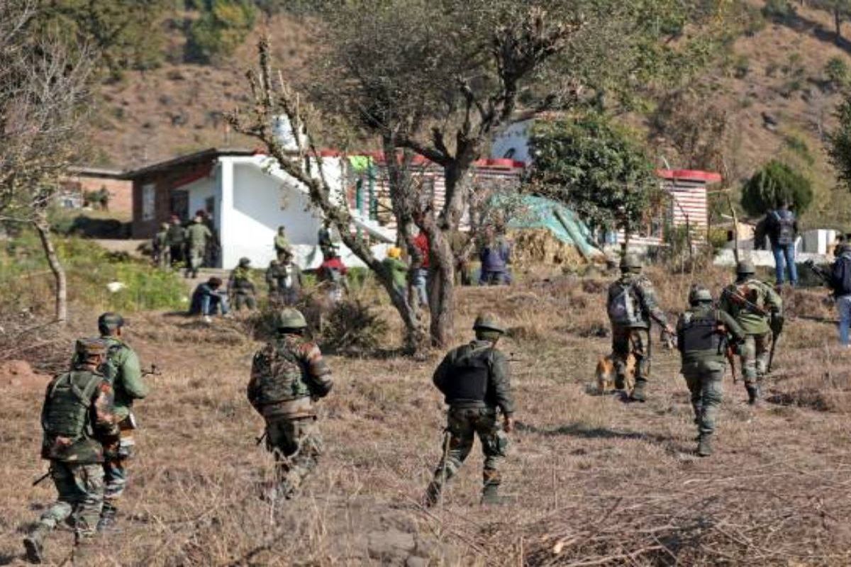 ۵ سرباز ارتش هند در کشمیر کشته شدند