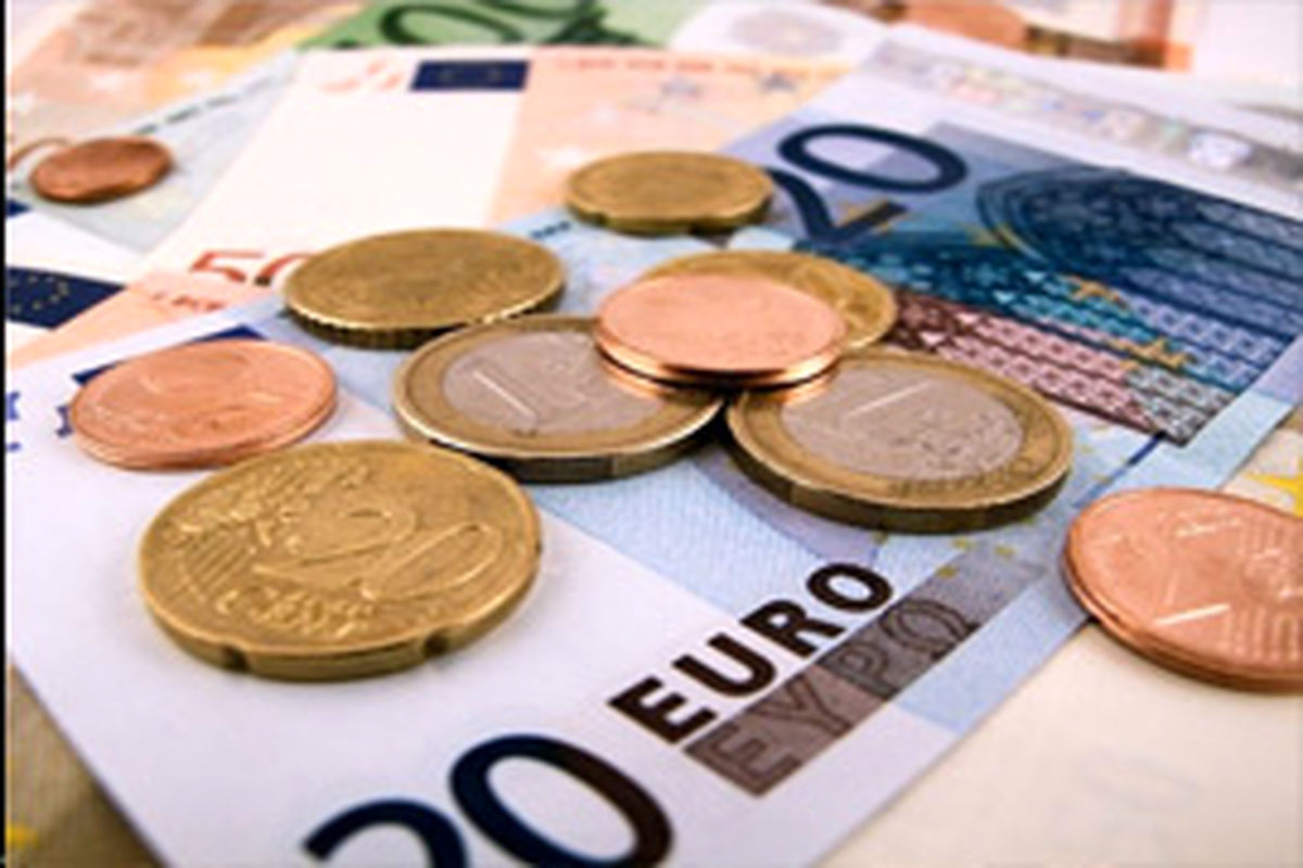 نرخ رسمی پوند و یورو افزایش یافت