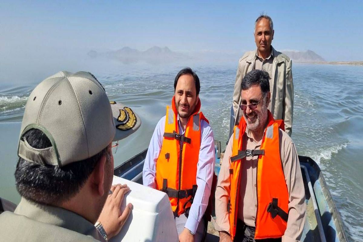بهادری جهرمی: دولت سیزدهم توجه ویژه ای به احیای دریاچه ارومیه دارد