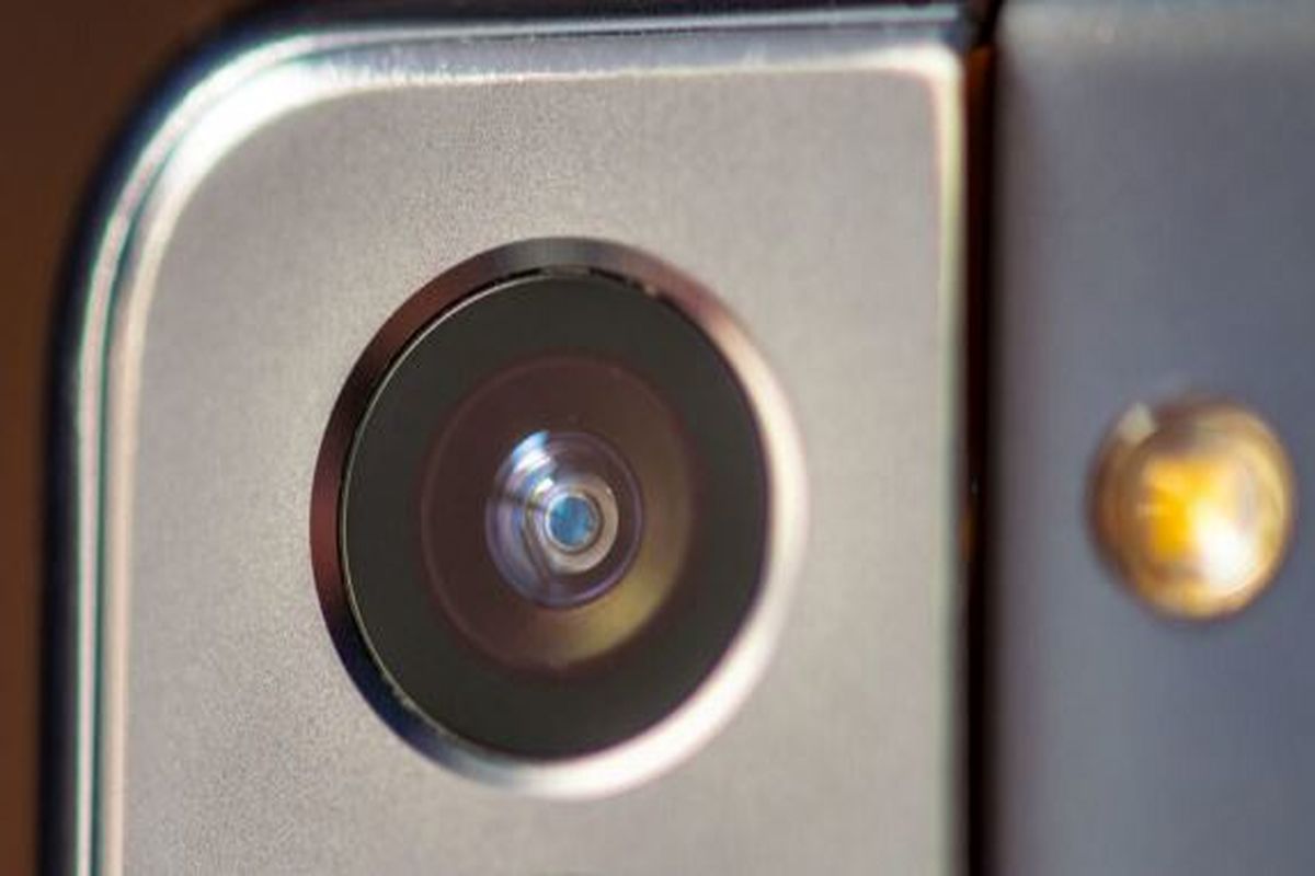 تبدیل دوربین‌ تلفن همراه به میکروسکوپ با وضوح بالا