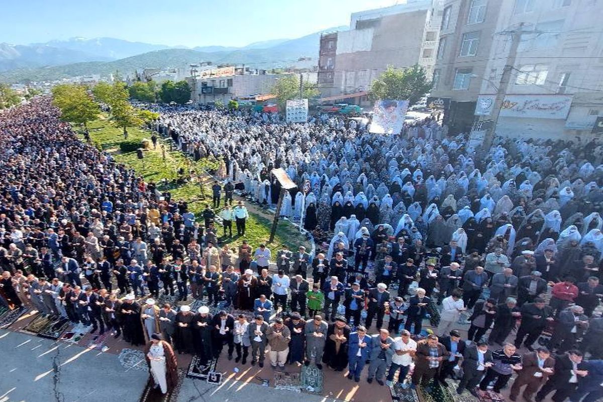 اقامه نماز باشکوه عید فطر در کهگیلویه و بویراحمد