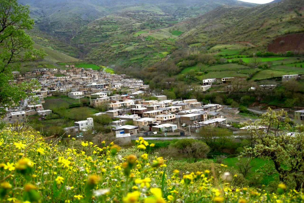 مهربانی مردم روستای گوشخانی سروآباد در اسکان رایگان مسافران و گردشگران