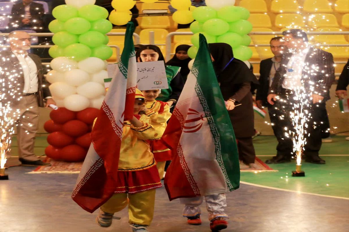 آیین افتتاحیه اولین دوره مسابقات مینی فوتبال جام ایرانیان ‌‌برگزار شد