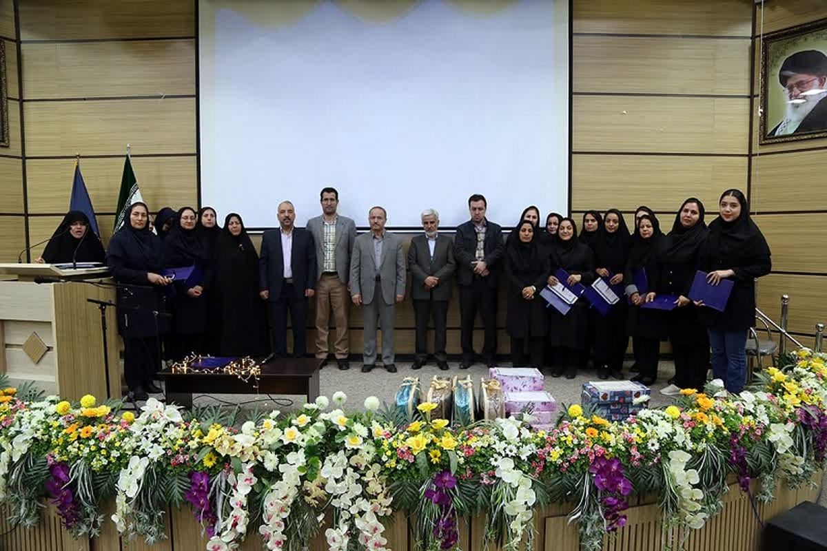 ماماهای نمونه استانی با حضور سرپرست دانشگاه علوم پزشکی خراسان شمالی تجلیل شدند